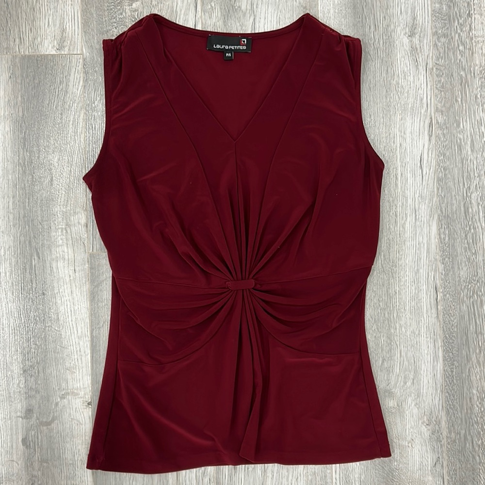 Laura Petites - red sleeveless top - size small